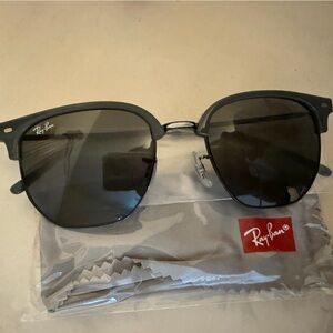 NWT Ray Ban New Clubmaster Dark Gray Sunglasses